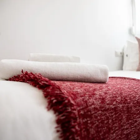 게스트하우스 잘라메라 4*