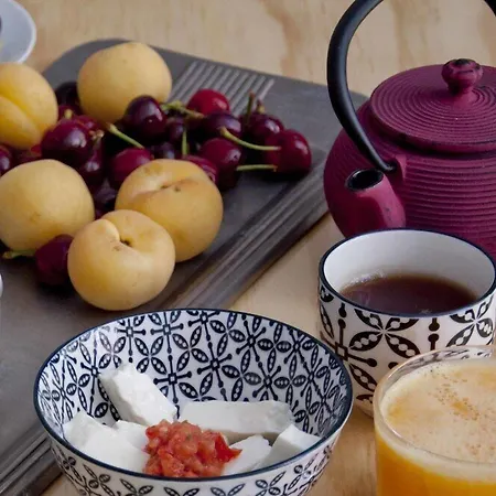 잘라메라 게스트하우스 4*